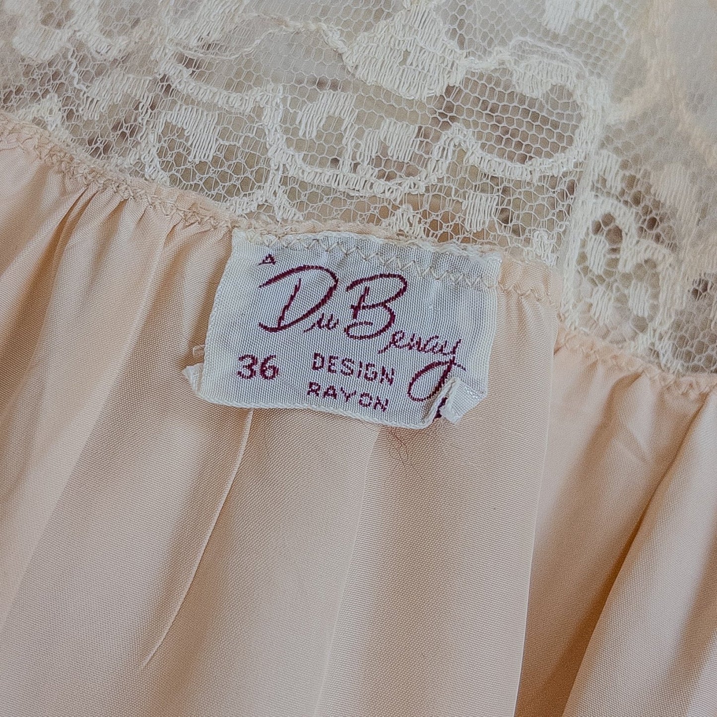 1940's Nightgown & Peignoir Set - Warm Nude Rayon with Ivory Fan Patterned Lace by DuBenay - Daggers & Dames