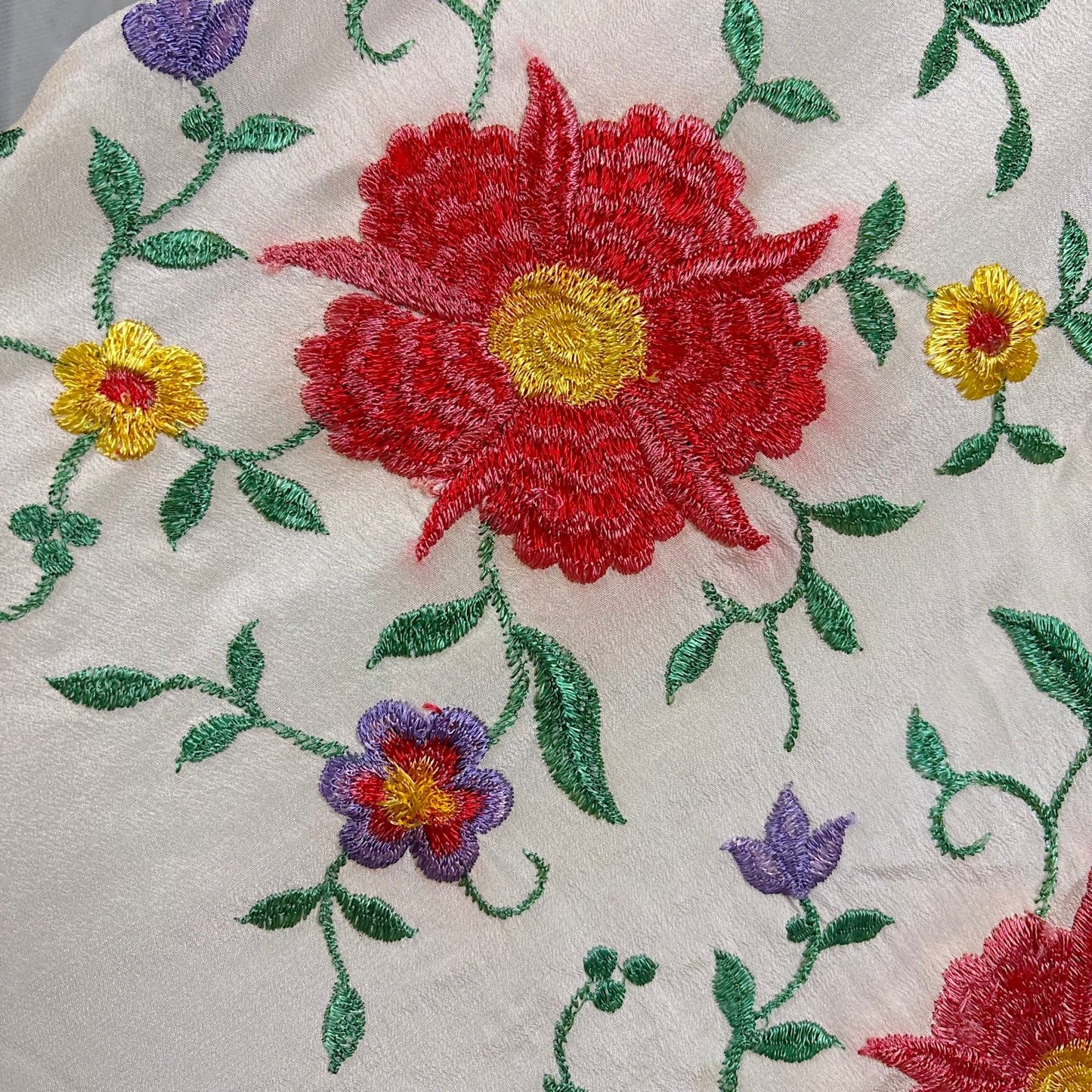 Antique 1920's Embroidered Ivory Silk Piano Shawl with Knotted Fringe - Size 64 x 64 - Daggers & Dames