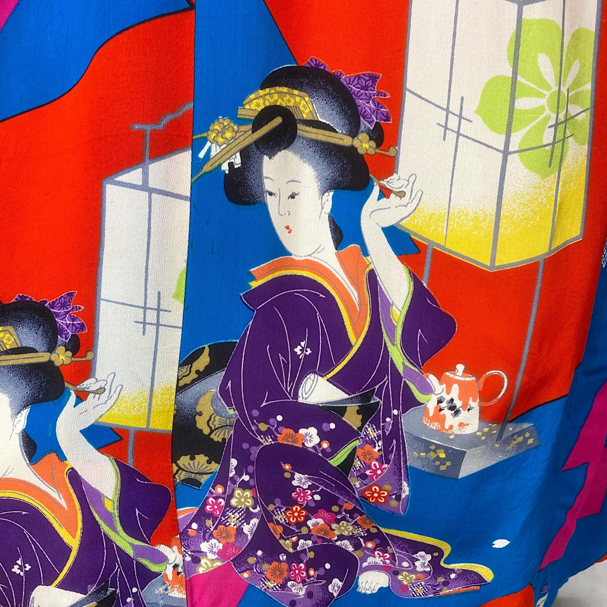 Vintage 1930's - 1940's Japanese Kimono Robe | Bold Art Deco Geisha Wood Block Print Silk with Tassled Sash Tie | Size Free | Hand Stitched