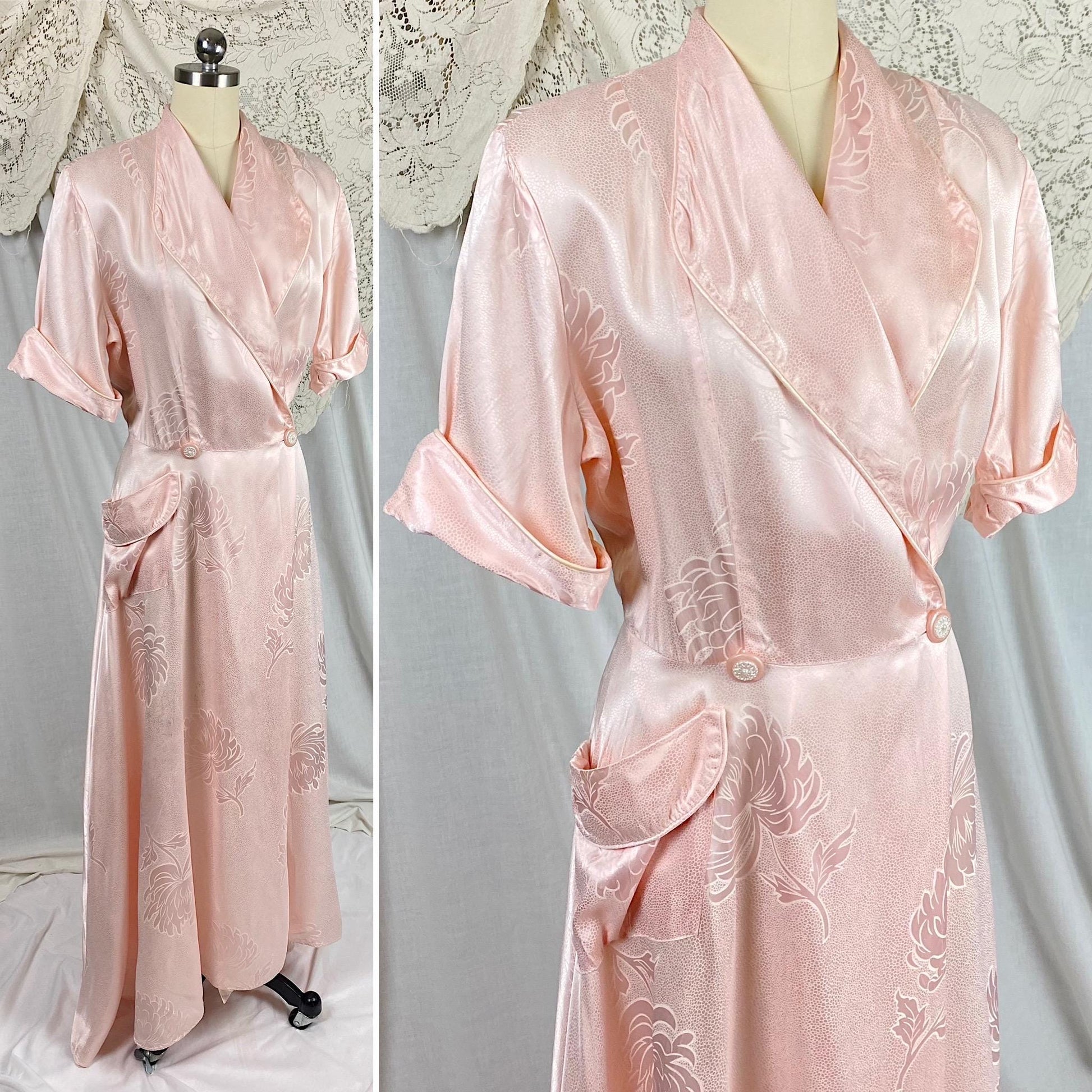 Vintage 1940's - 1950's Dressing Gown Robe | Pale Rose Pink Rayon Satin with White Peony Floral Print | Size M, LG