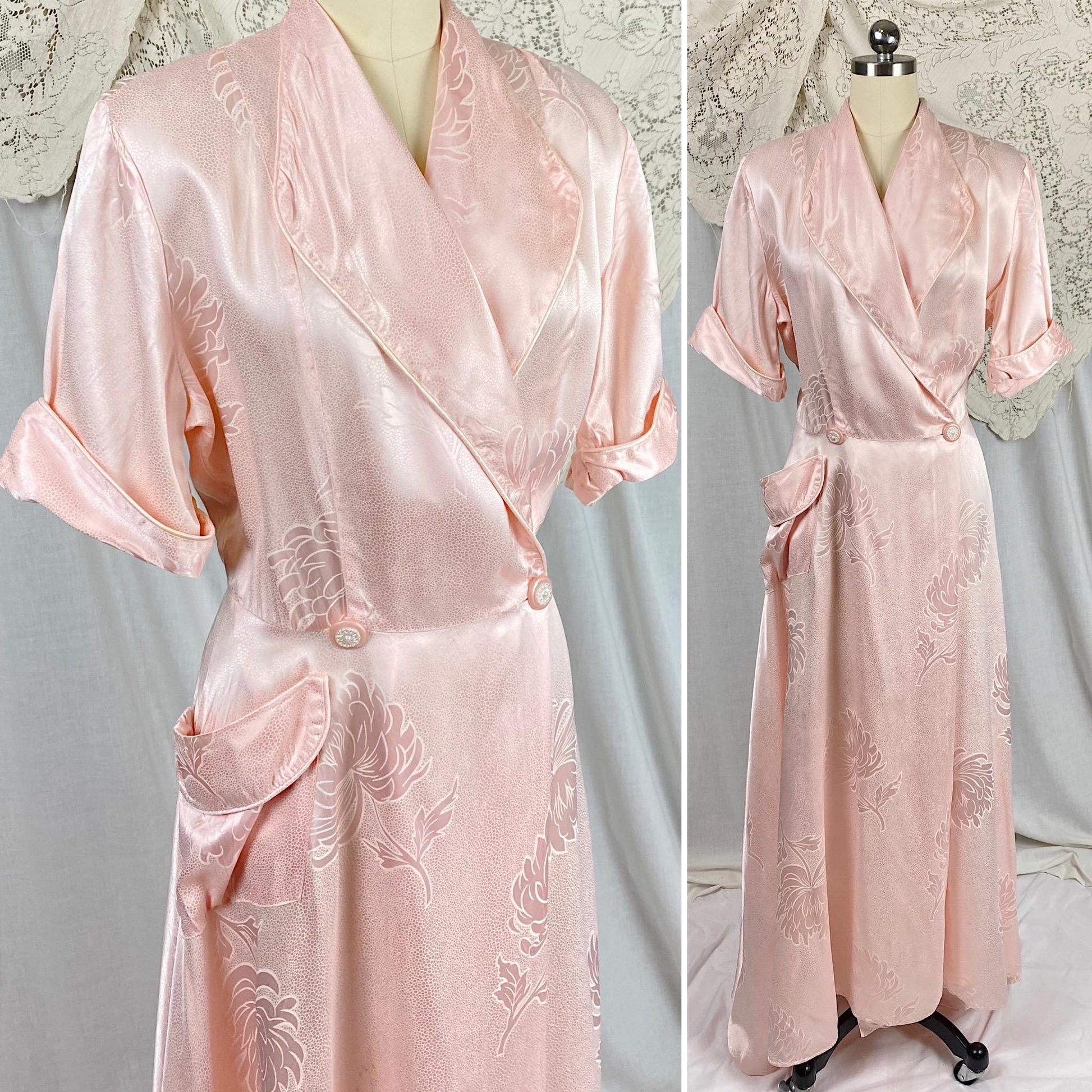 Vintage 1940's - 1950's Dressing Gown Robe | Pale Rose Pink Rayon Satin with White Peony Floral Print | Size M, LG