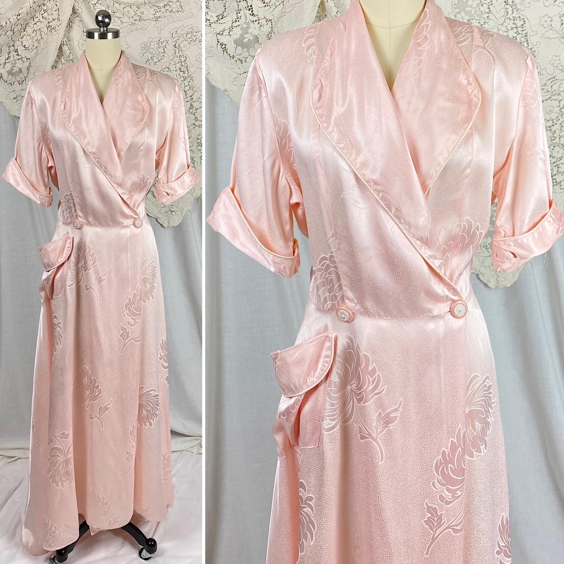 Vintage 1940's - 1950's Dressing Gown Robe | Pale Rose Pink Rayon Satin with White Peony Floral Print | Size M, LG