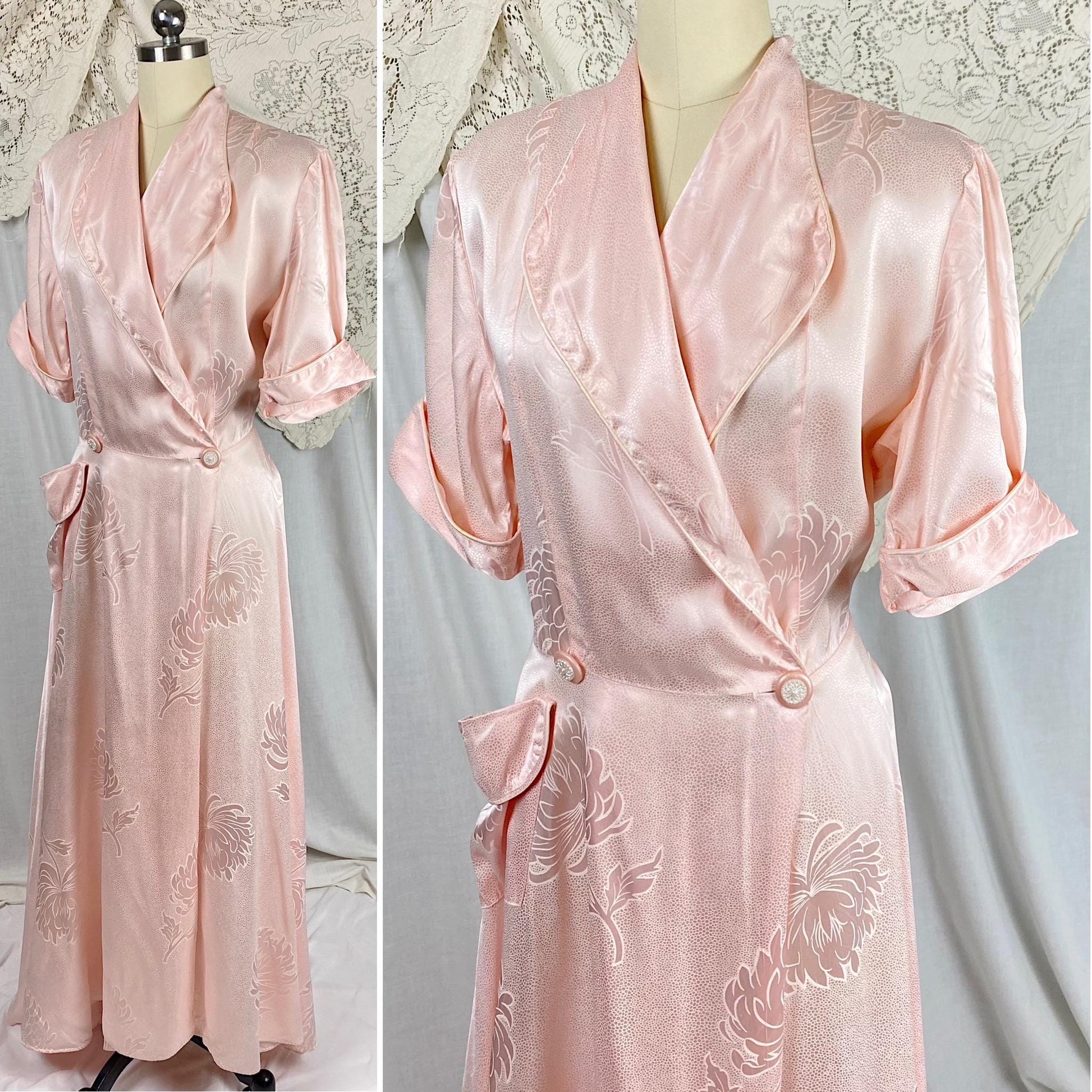 Vintage 1940's - 1950's Dressing Gown Robe | Pale Rose Pink Rayon Satin with White Peony Floral Print | Size M, LG