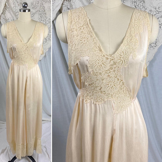 Vintage 1920's - 1930's Jumpsuit Pajamas | Pale Buttercream Silk with Ivory Floral Cotton Lace | Size M - Daggers & Dames