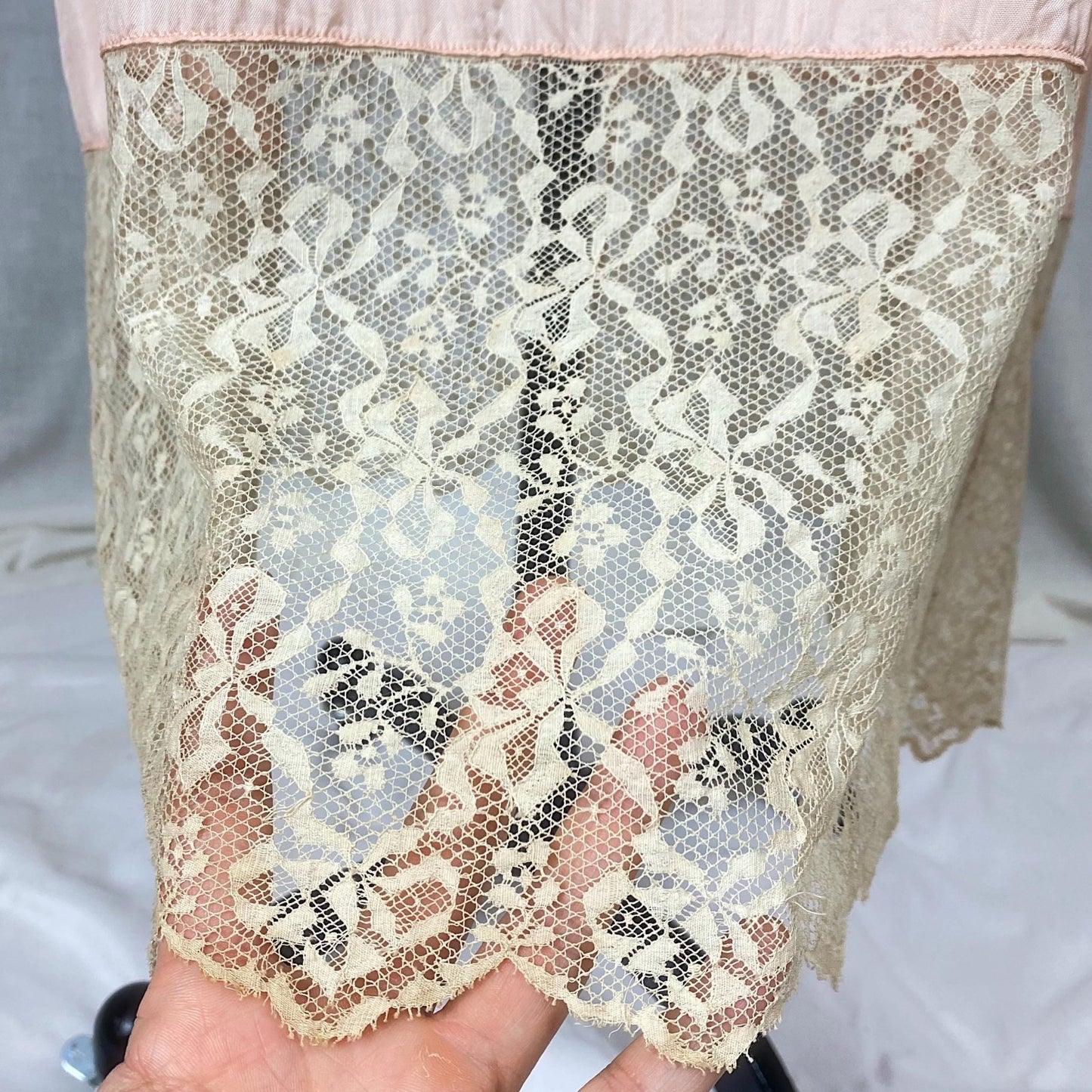 Vintage 1920's - 1930's Slip | Dusty Rose Pink Rayon Blend with Pale Nude Cotton Lace | Size S - Daggers & Dames