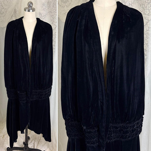 Vintage 1920's Cocoon Cape - Lush Black Velvet with Gold Silk Lining - Size XS, S, M - Daggers & Dames