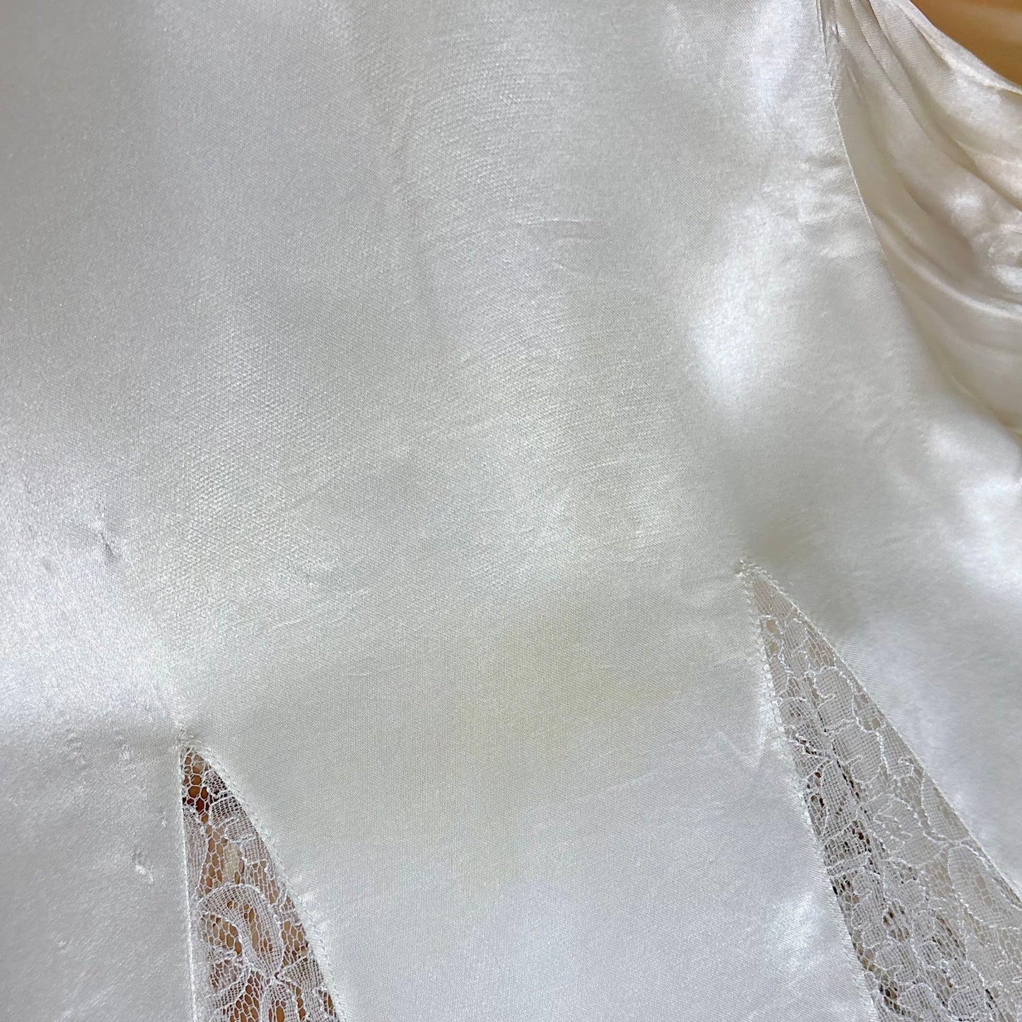 Vintage 1930's - 1940's Pearl White Rayon Satin & Chantilly Lace Nightgown & Bed Jacket Set, size XS - Daggers & Dames