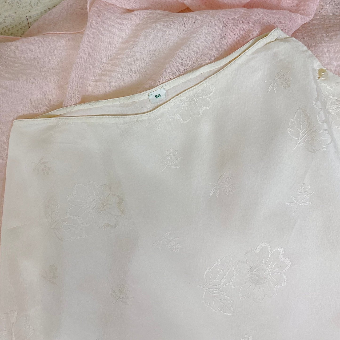 Vintage 1930's Hand Stitched White Silk Tap Pants with Satin Rose Damask Pattern - Size XS - Daggers & Dames