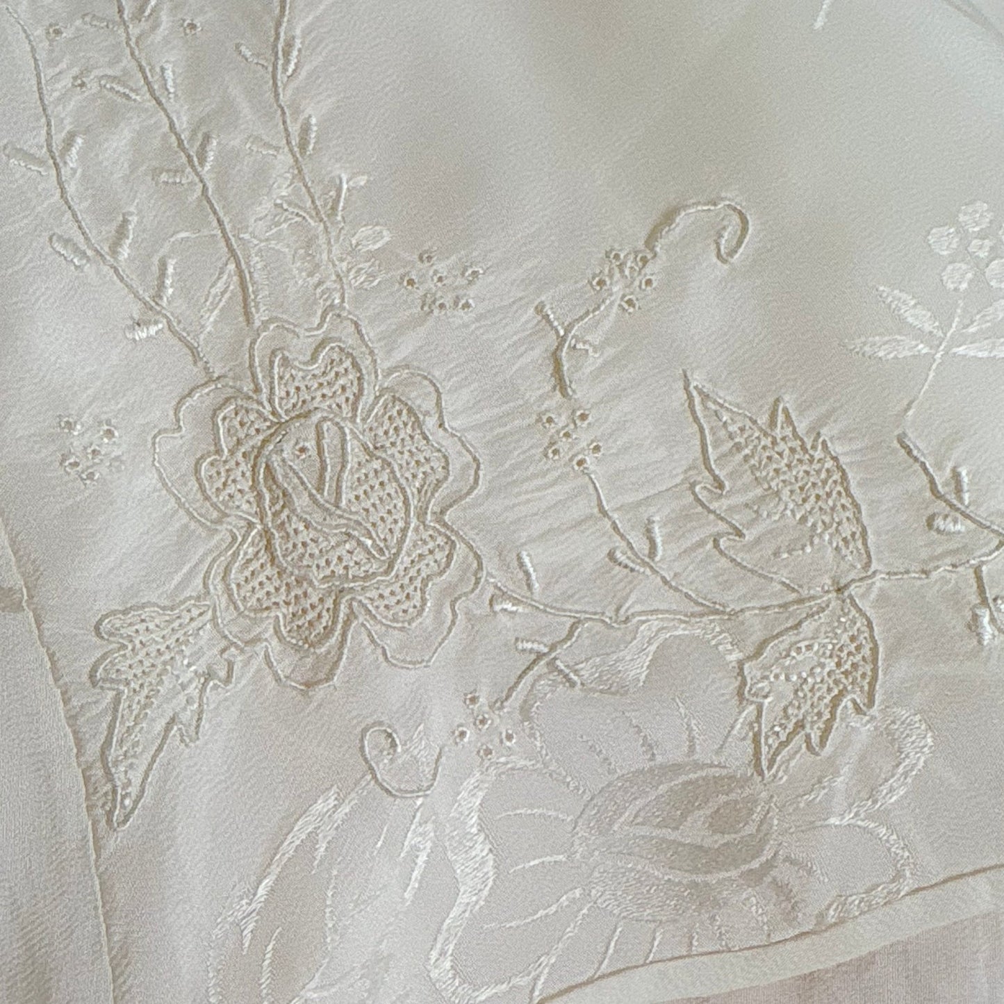 Vintage 1930's Hand Stitched White Silk Tap Pants with Satin Rose Damask Pattern - Size XS - Daggers & Dames