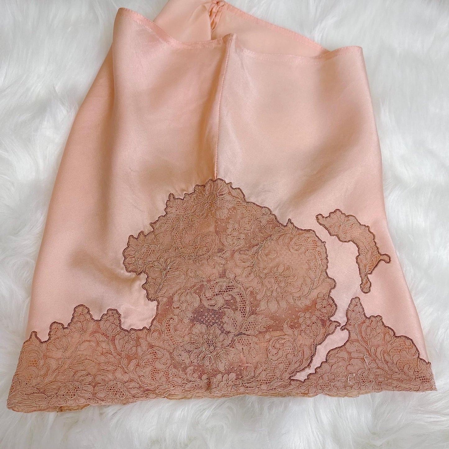 Vintage 1930's Tap Pants - Rich Rose Pink Silk Satin with Deep Mocha Embroidered Lace - Size XS - By Yolande - Daggers & Dames