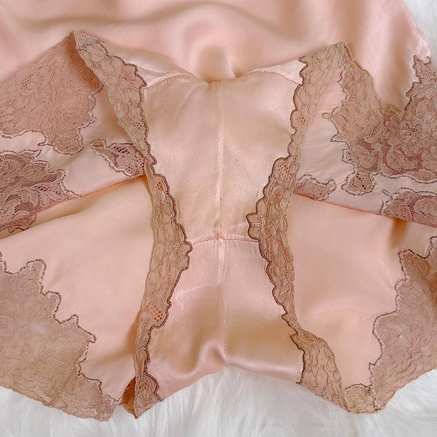 Vintage 1930's Tap Pants - Rich Rose Pink Silk Satin with Deep Mocha Embroidered Lace - Size XS - By Yolande - Daggers & Dames