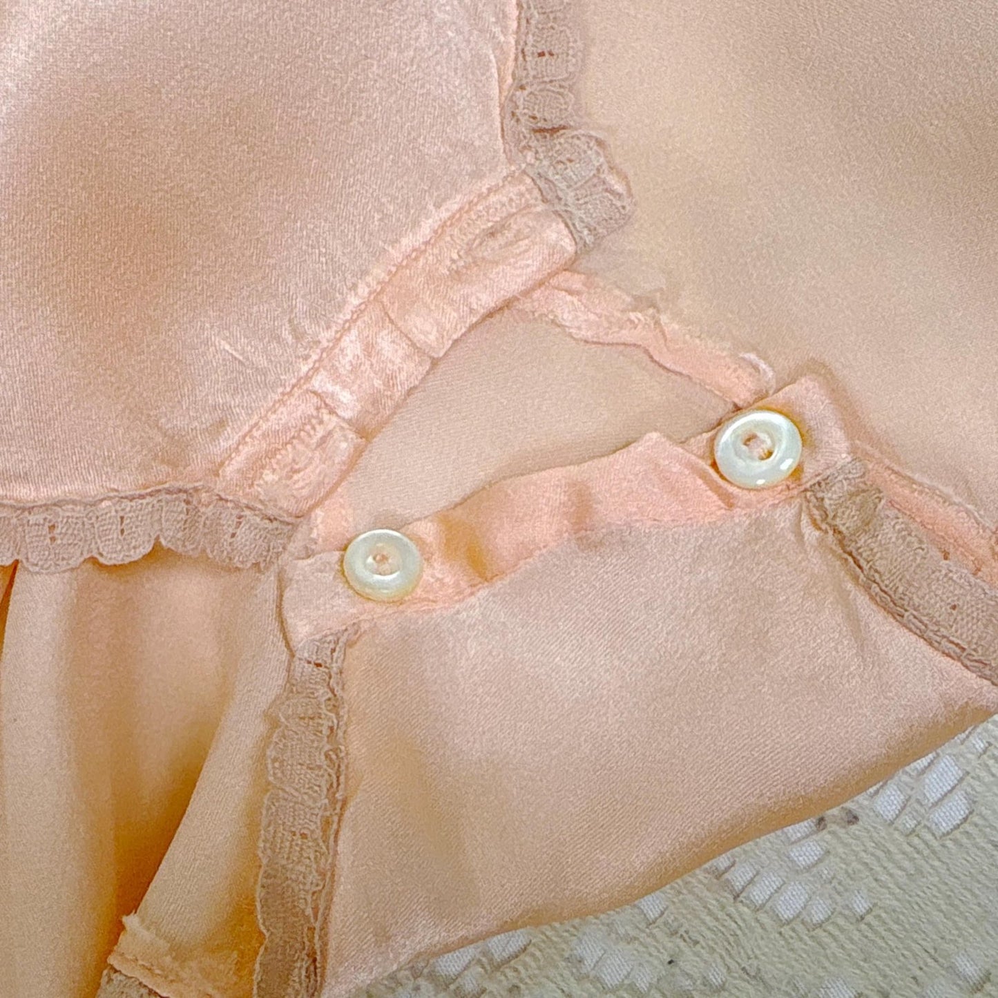 Vintage 1930's Teddy Chemise - Rose Gold Pink Silk with Warm Beige Tambour Lace - Size XS - Daggers & Dames