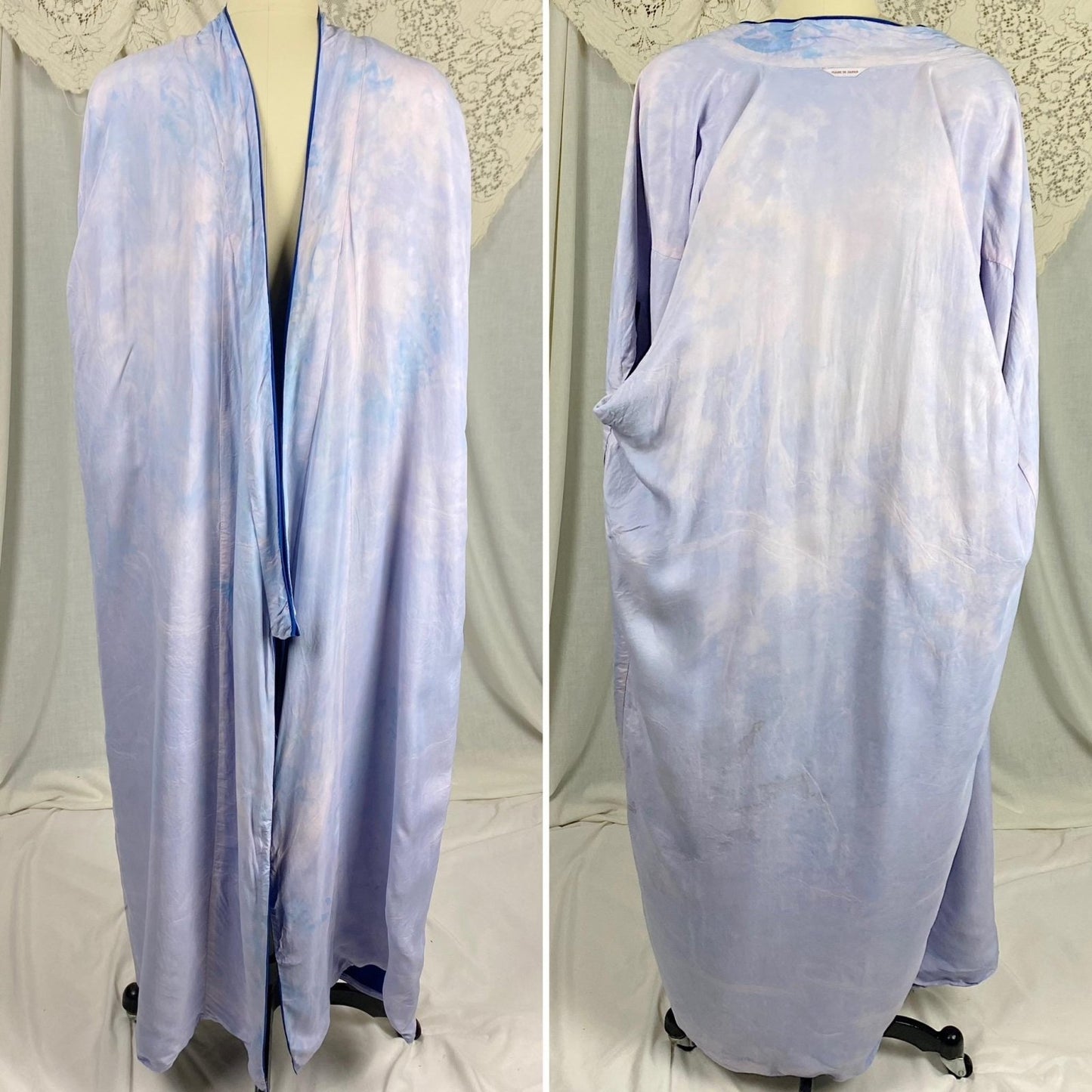 Vintage 1940's - 1950's Japanese Kimono Robe | Cobalt Blue Rayon with Elaborate Floral Print | Size Free - Daggers & Dames
