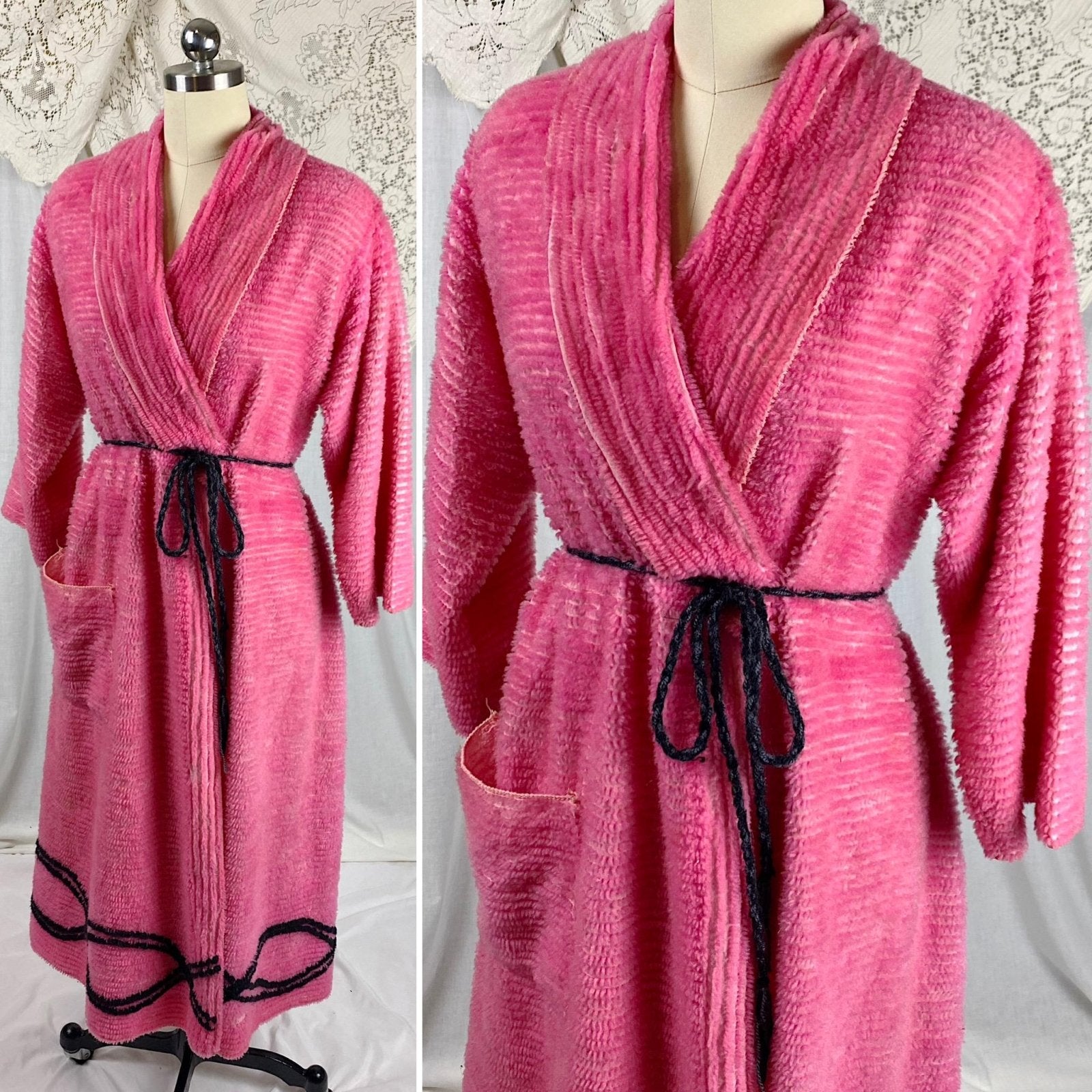 Vintage 1940's - 1950's Robe | Bright Pink Chenille with Peacock Design & Black Trim | Size M - Daggers & Dames