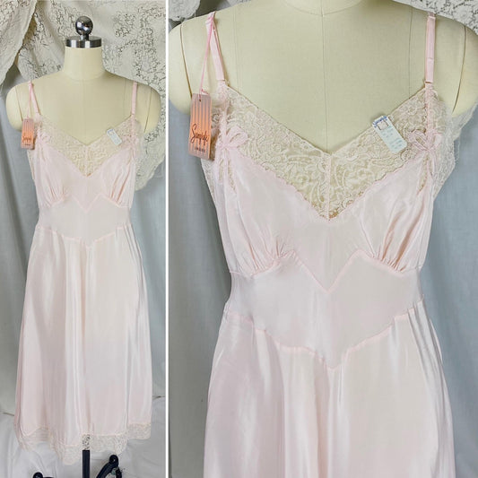 Vintage 1940's - 1950's Slip | Powder Pink Rayon with Bow Appliqués & Lace | Size M | Seamprufe - New with Tags - Daggers & Dames