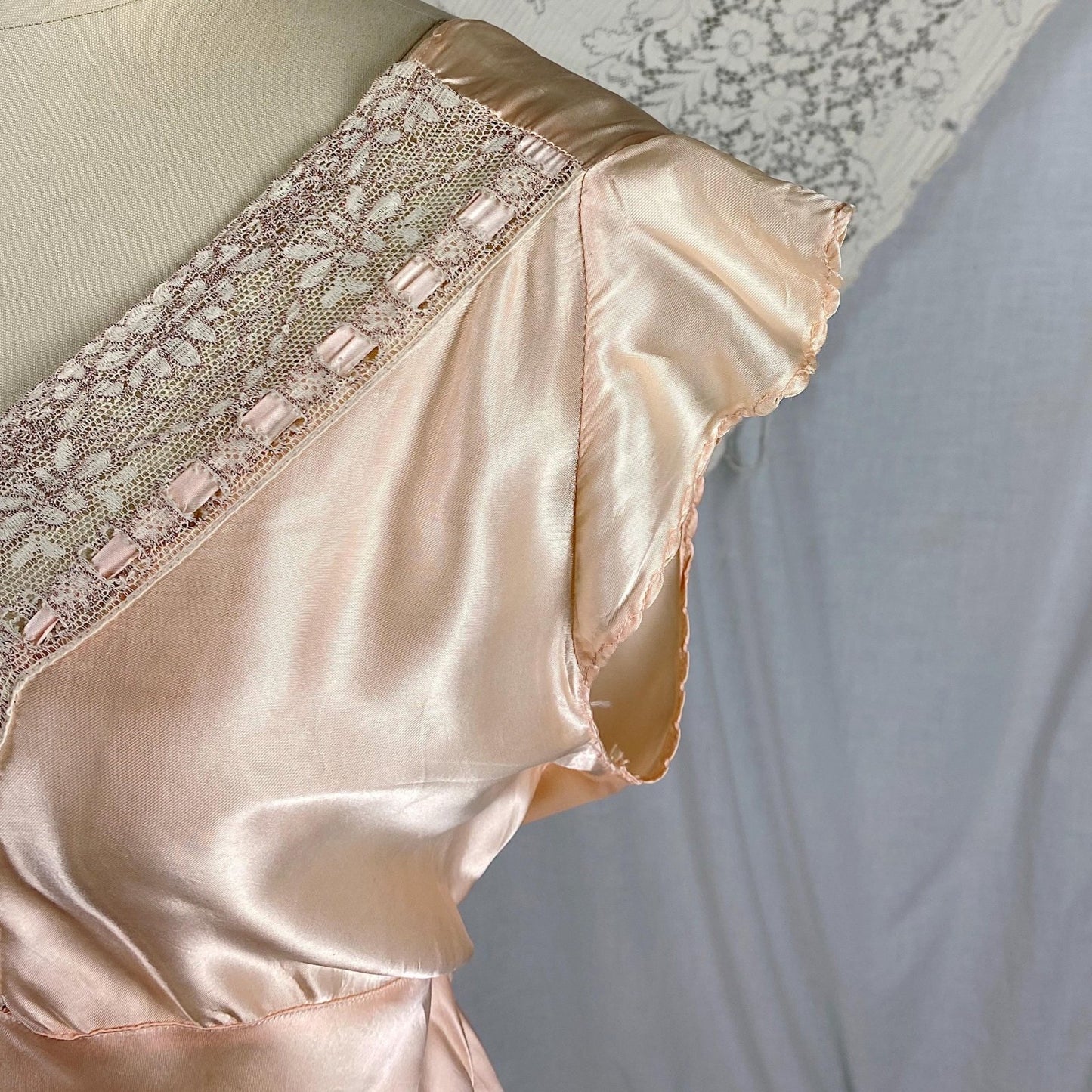 Vintage 1940's Nightgown | Rose Gold Pink Rayon Satin with Ecru Cotton Lace & Woven Ribbon Detail | Size S, M - Daggers & Dames