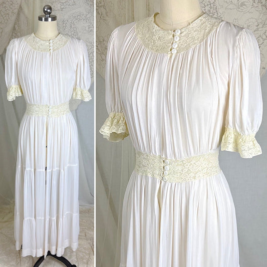 Vintage 1940's Sheer White Rayon Chiffon Dressing Gown - By Radcliffe, Size M - Daggers & Dames