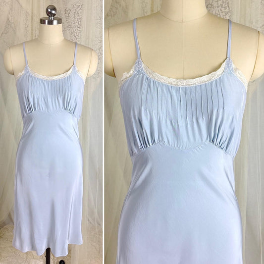 Vintage 1940's Slip - Cornflower Blue Rayon with Tulip Embroidery & Pin - tuck Detail - Size XS, S - By Dwalyne - Daggers & Dames