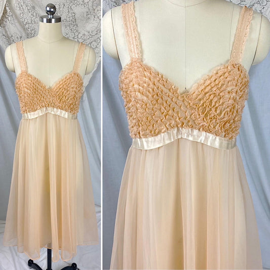 Vintage 1950's - 1960's Babydoll Nightgown | Pale Peach Nylon Chiffon with Ruffled Blush Pink Lace | Size S - Daggers & Dames