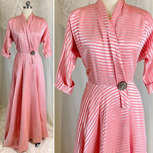 Vintage 1950's Robe - Bold Berry & Powder Pink Satin Brocade with Rhinestone Brooch - Size S, M - By Maxan - Daggers & Dames