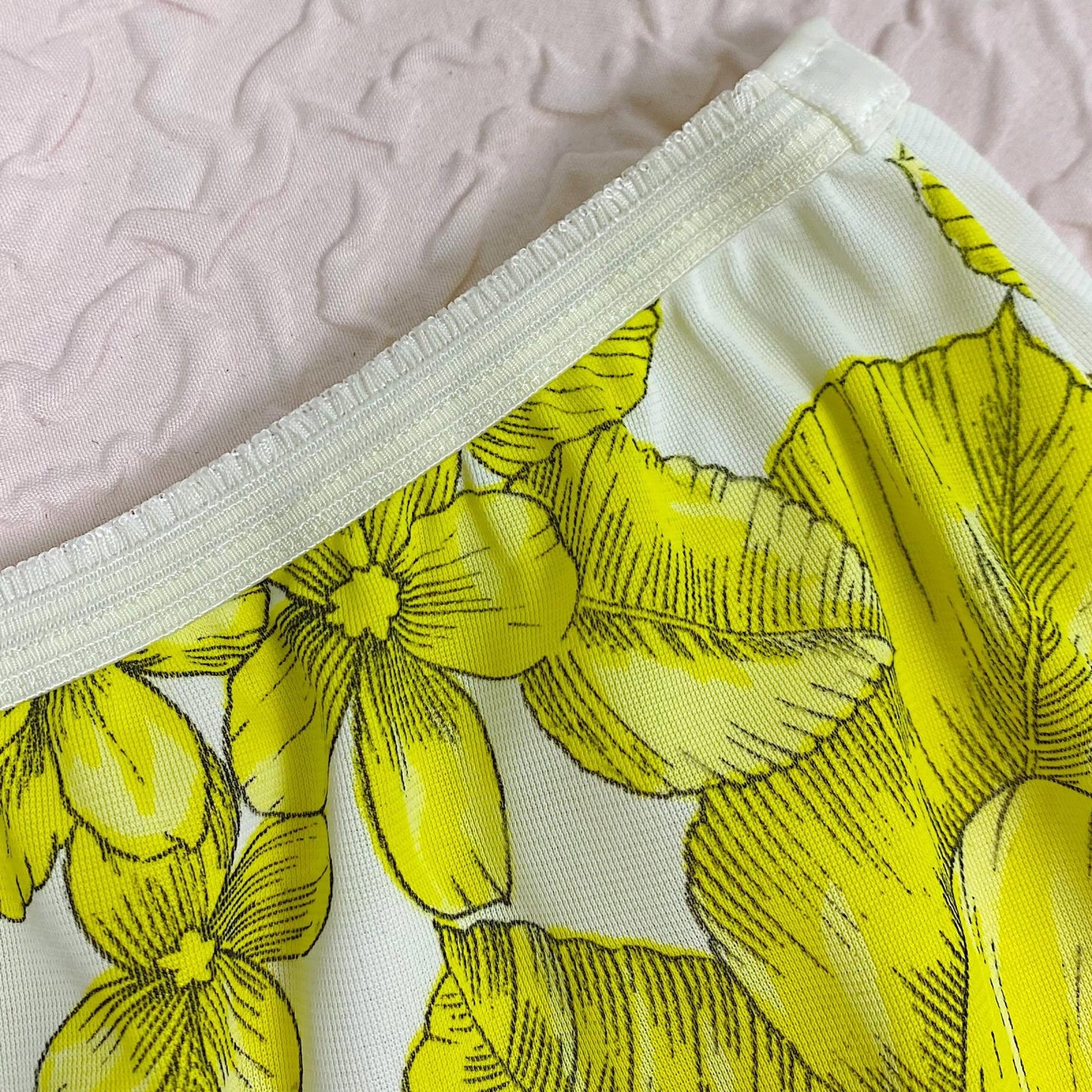 Vintage 1960's Pillow Tab Panties | High Rise White Nylon with Floral Print & Mushroom Gusset | Size S, M | By Vassarette - Never Worn - Daggers & Dames