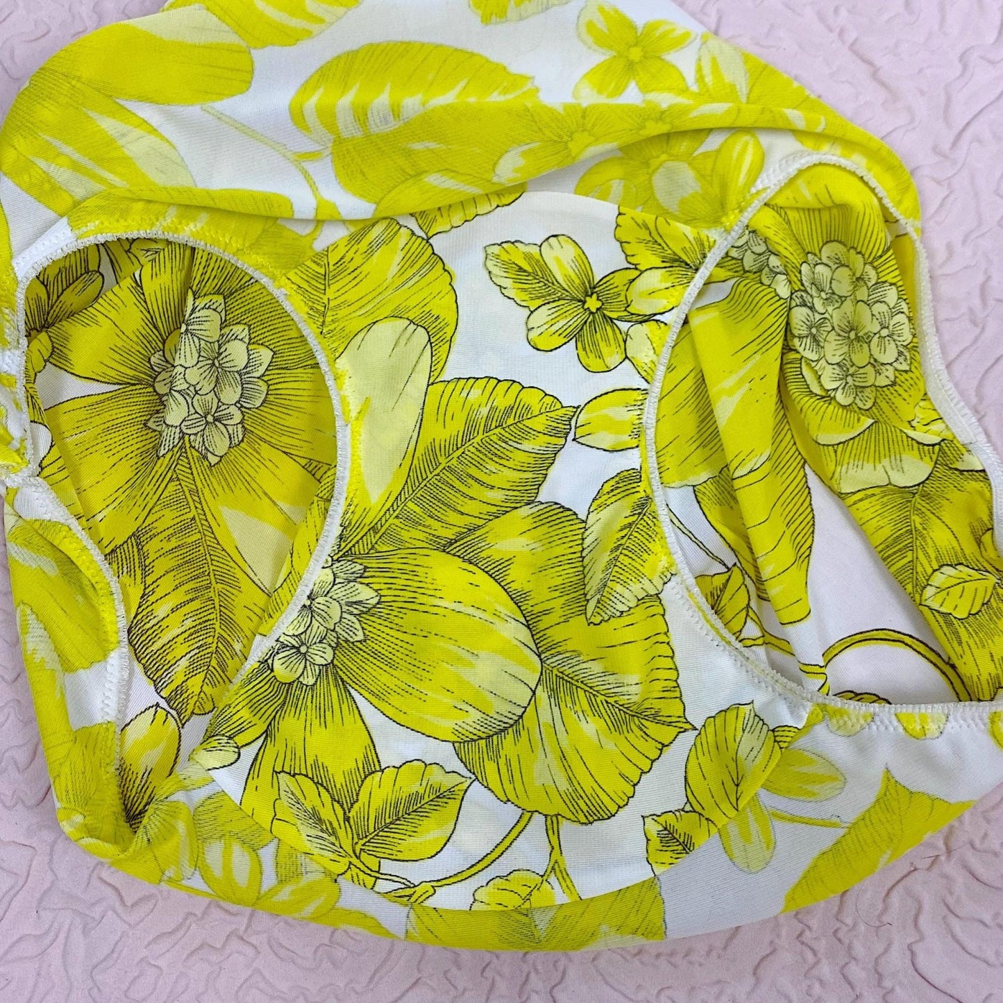 Vintage 1960's Pillow Tab Panties | High Rise White Nylon with Floral Print & Mushroom Gusset | Size S, M | By Vassarette - Never Worn - Daggers & Dames