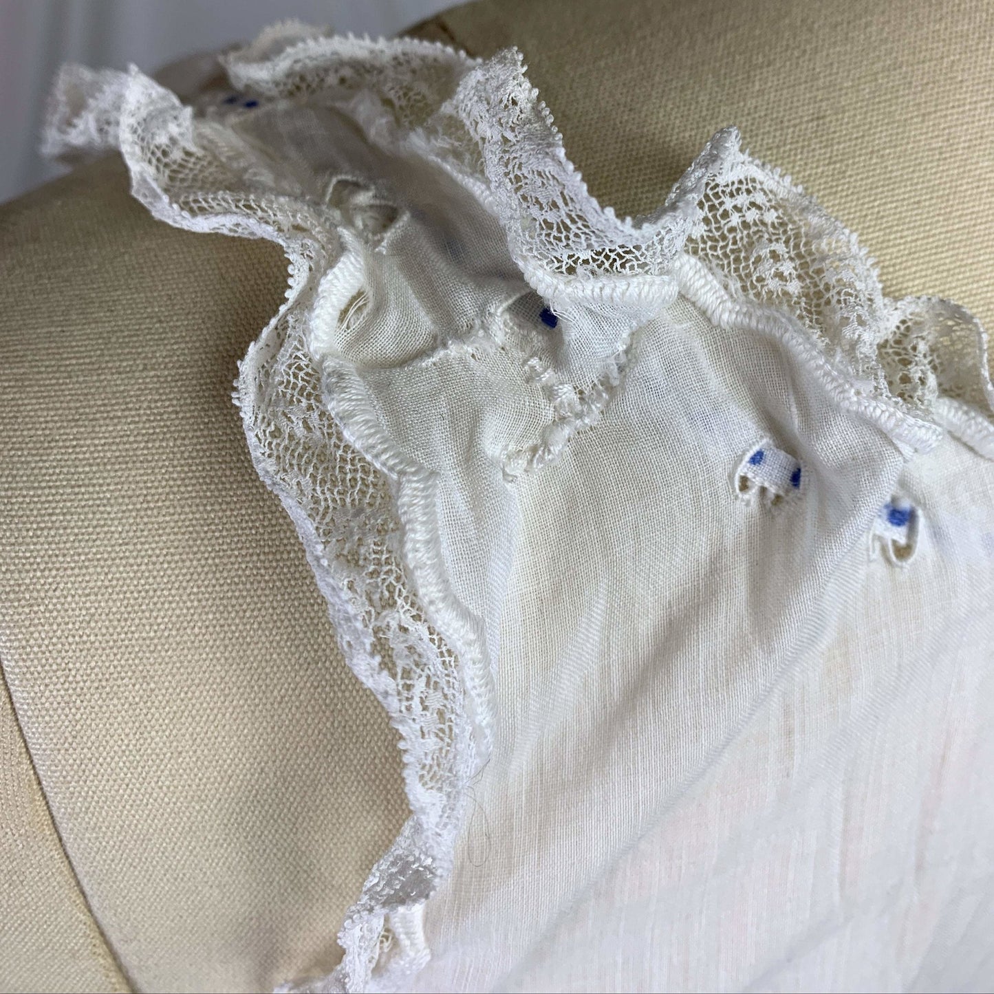 Antique 1910's Edwardian Camiknickers | Sheer White Cotton Lawn with Floral Embroidery & Lace | Size XXS, XS - Daggers & Dames