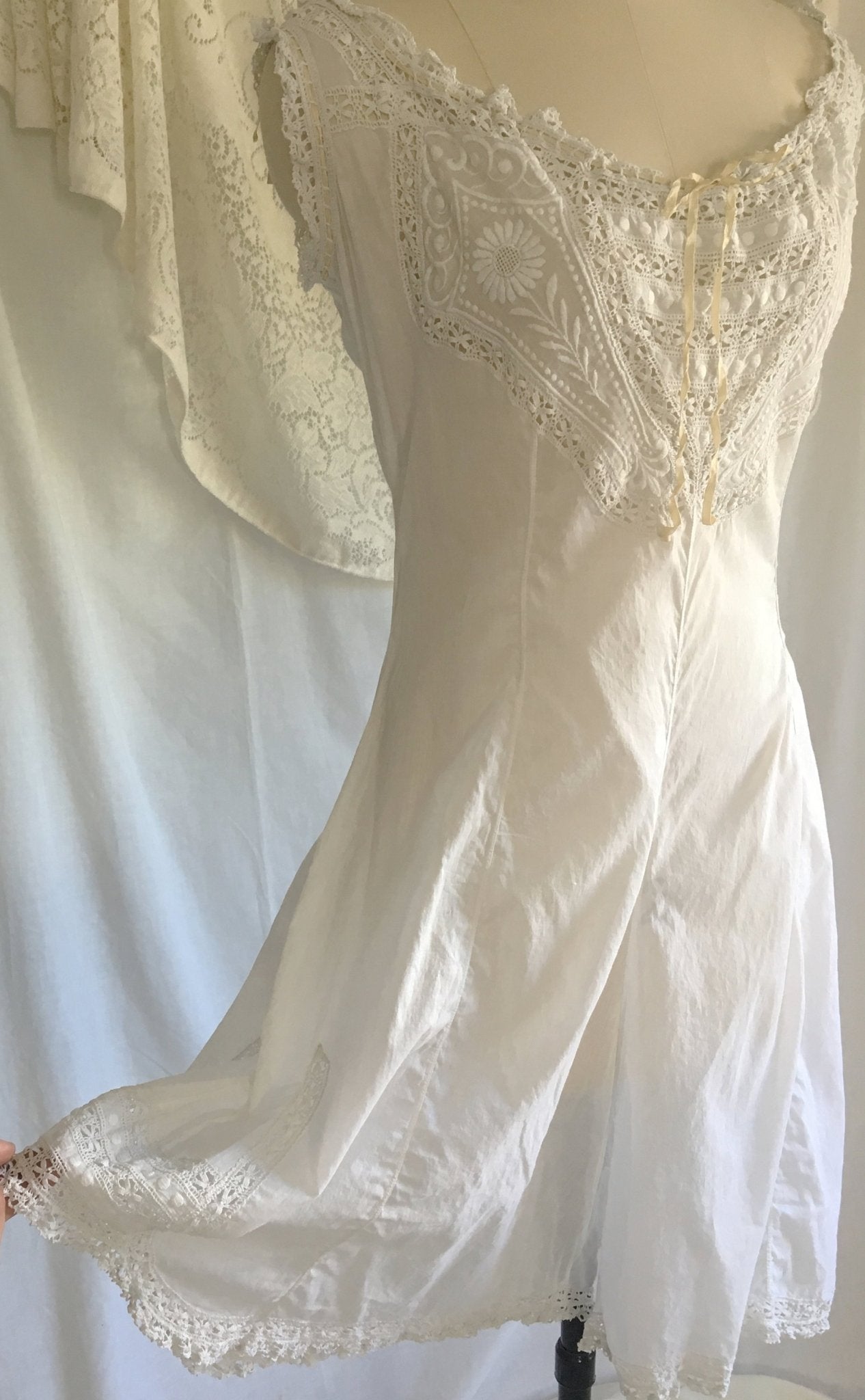Antique 1910's Edwardian Camiknickers | White Cotton Linen Teddy with Embroidery & Eyelet Lace | Size S, MED - Daggers & Dames