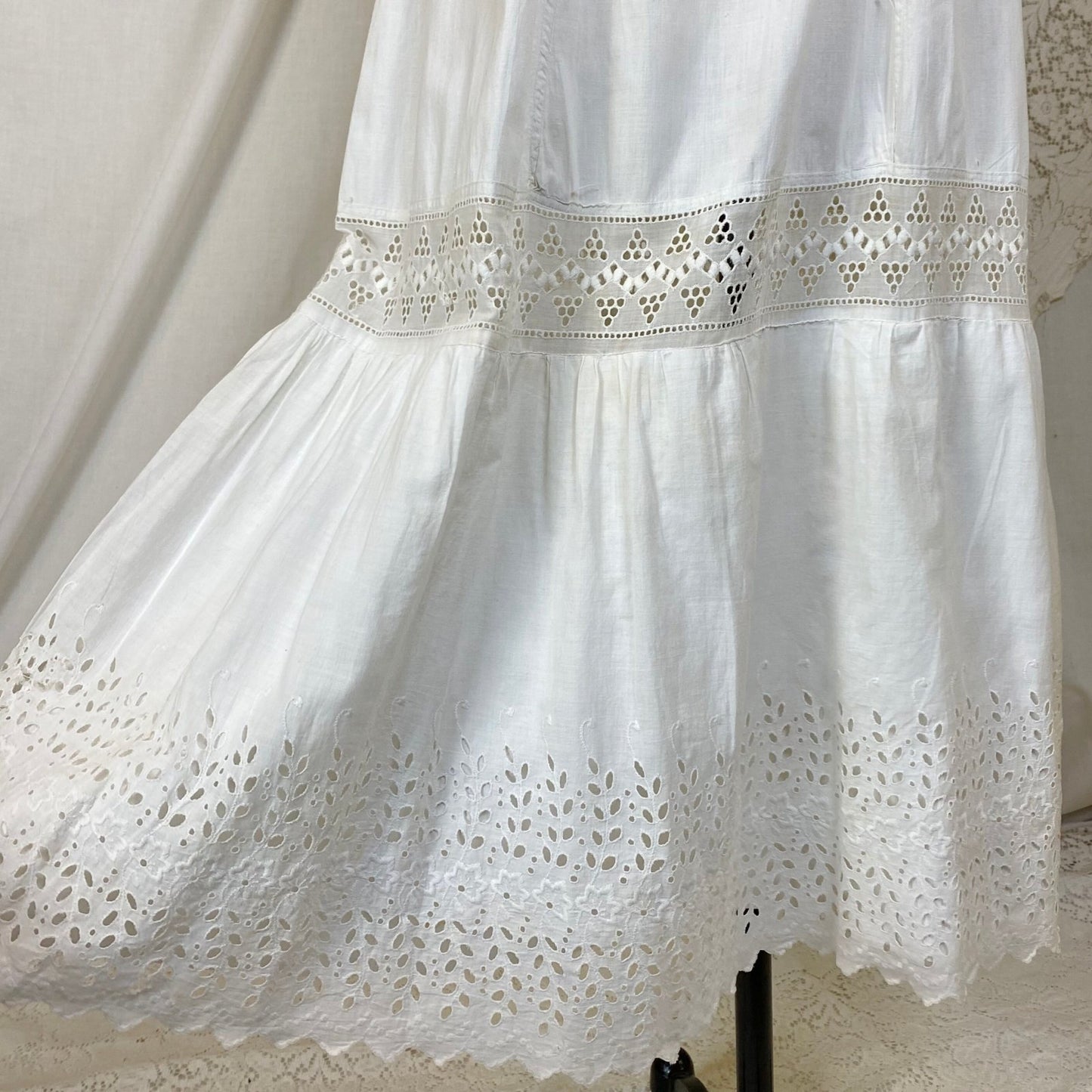 Antique 1910's Edwardian Chemise Gown | Crisp White Cotton with Eyelet Lace & Button Closure | Size XXS - Daggers & Dames