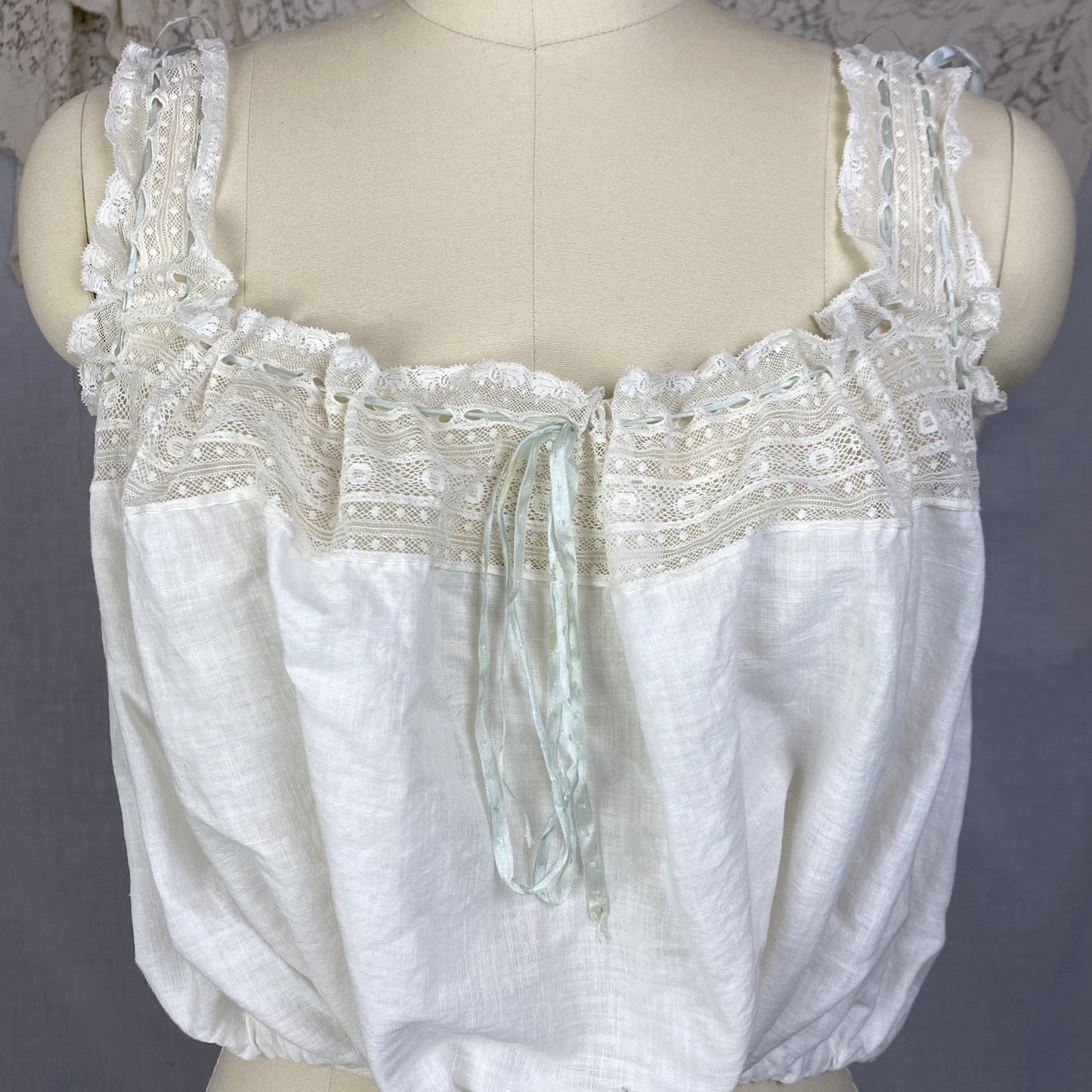 Antique 1910's Edwardian Corset Cover | White Cotton Lawn with Ruffled Lace & Pale Blue Silk Ribbon | Size XS, S - Daggers & Dames