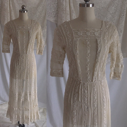 Antique 1910's Edwardian Dress | Ivory Tambour Embroidered Lace Tulle with Mermaid Skirt | Size XS, S - Daggers & Dames