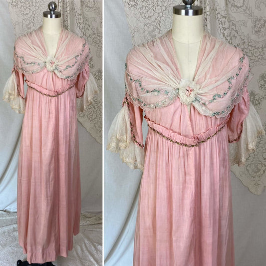 Antique 1910's Edwardian Dressing Gown Robe | Tea Rose Pink Cotton with Embroidered Ruffled Tulle | Size XS - Daggers & Dames