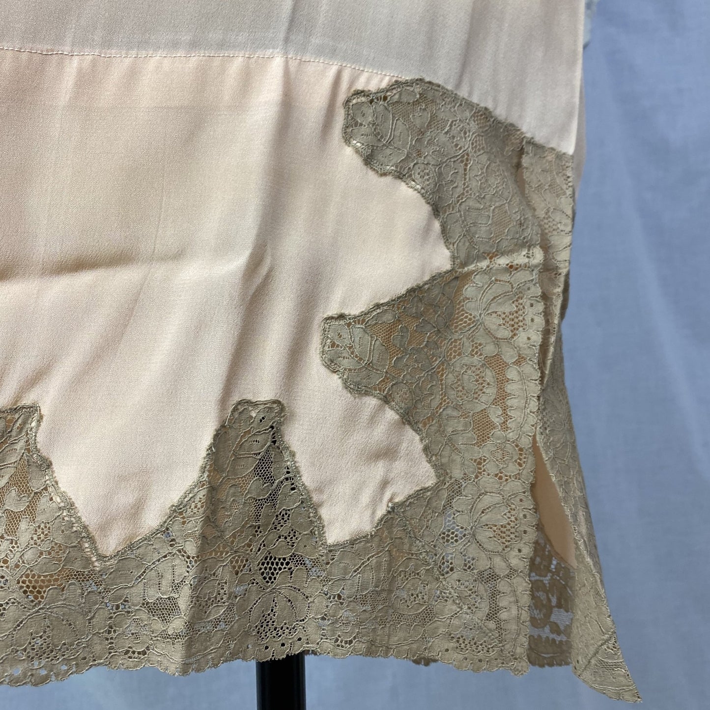 Antique 1920's Chemise | Peachy Rose Pink Silk Charmeuse with Mocha Lace & Rosette | Size S, M | New Old Stock - Daggers & Dames