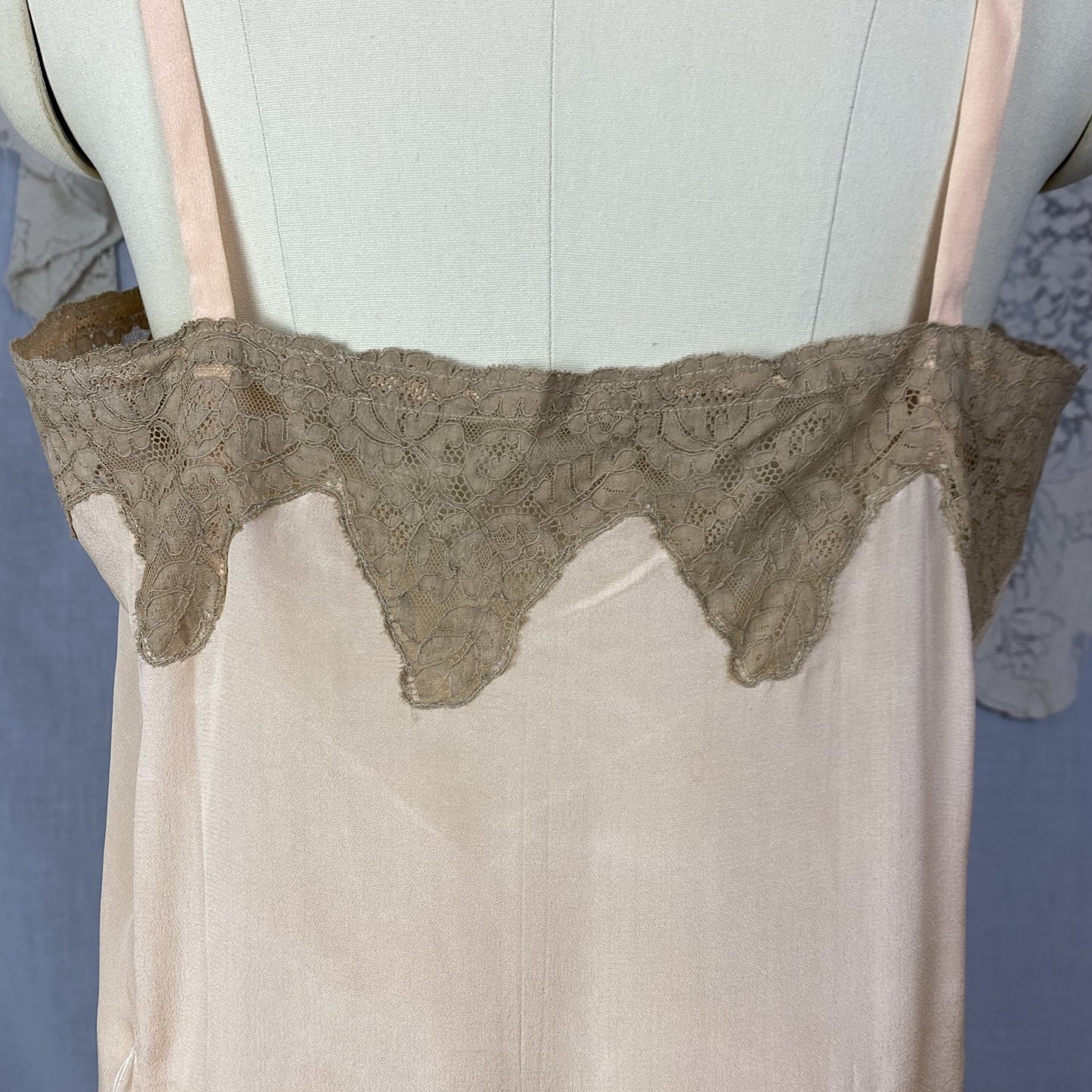 Antique 1920's Chemise | Peachy Rose Pink Silk Charmeuse with Mocha Lace & Rosette | Size S, M | New Old Stock - Daggers & Dames
