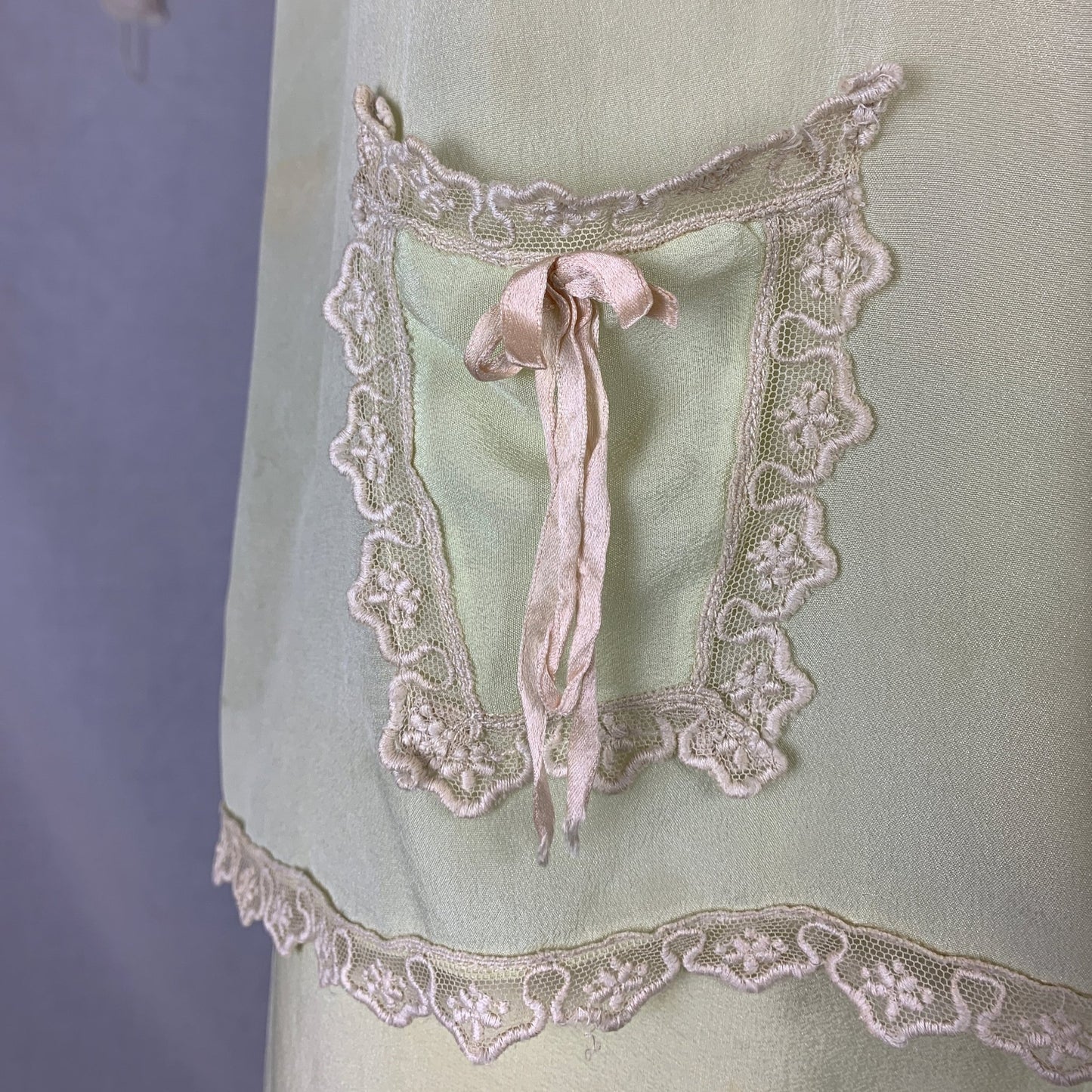 Antique 1920's Pajama Set | Pistachio Green Silk with Ivory Tambour Lace Embroidery & Silk Rosettes | Size XS, S - Daggers & Dames