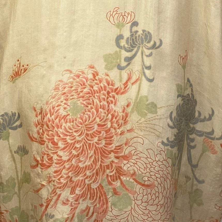 Antique 1920's Robe | Floral Print Raw Pongee Silk | Size Free - Daggers & Dames