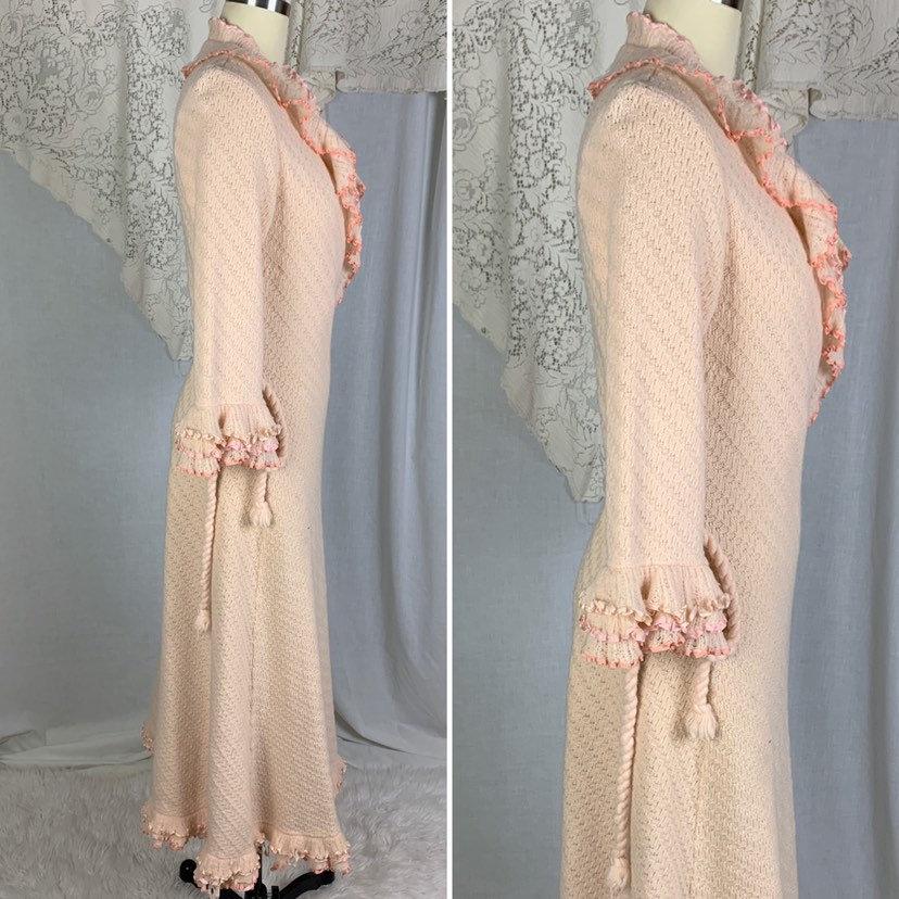 Antique 1920's Wrap Robe | Size MED | Powder Pink Knitted Wool with Silk Ribbon Ruffles | Tecla Melliz - Florence, Italy - Daggers & Dames