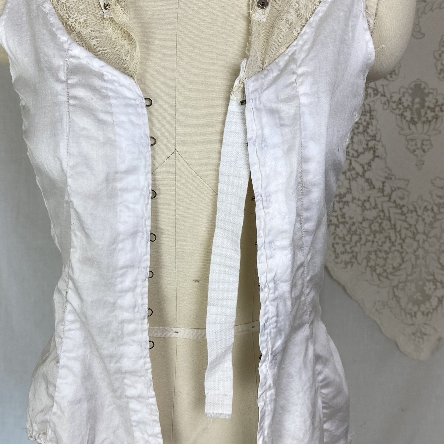 Antique Edwardian Dickie Camisole | Soft White Cotton with Ecru Embroidered Lace | Size XS - Daggers & Dames