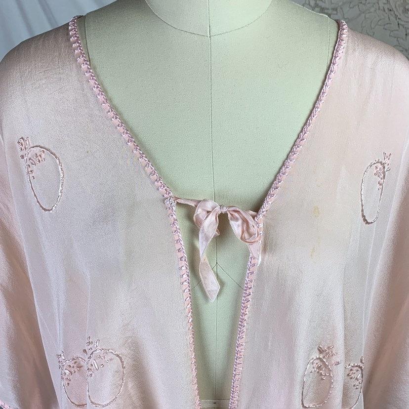 Vintage 1920's Bed Jacket | Size Free | Very Pale Pink Silk with Pomegranate Silk Thread Embroidery | Filene's Boston - Daggers & Dames