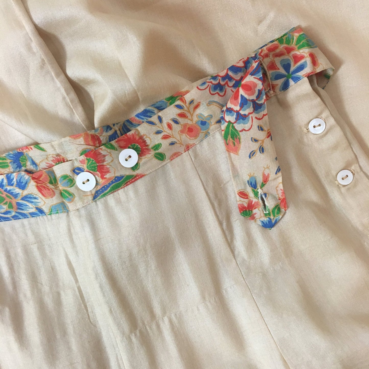 Vintage 1920's Japanese Palazzo Pants | Natural Raw Pongee Silk with Painted Floral Pattern | Size M, LG - Daggers & Dames