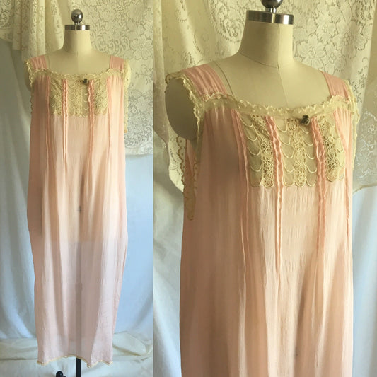 Vintage 1920's Nightgown | Pale Pink Tissue Silk with Ivory Eyelet Lace | Flapper Lingerie | Boho Dress | Free Size - Daggers & Dames