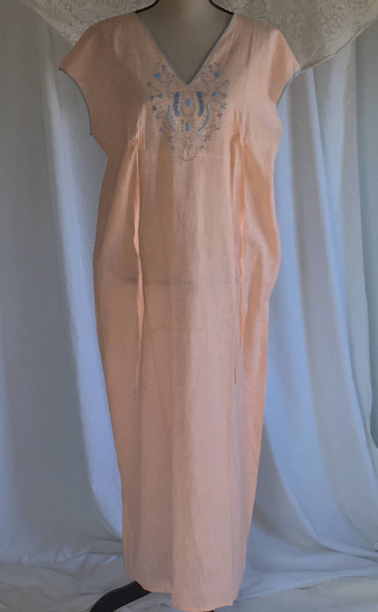 Vintage 1920's Nightgown | Peach Cotton with Blue Embroidery | Art Nouveau Boho Dress | New Old Stock | Lady Peer | Size Free - Daggers & Dames