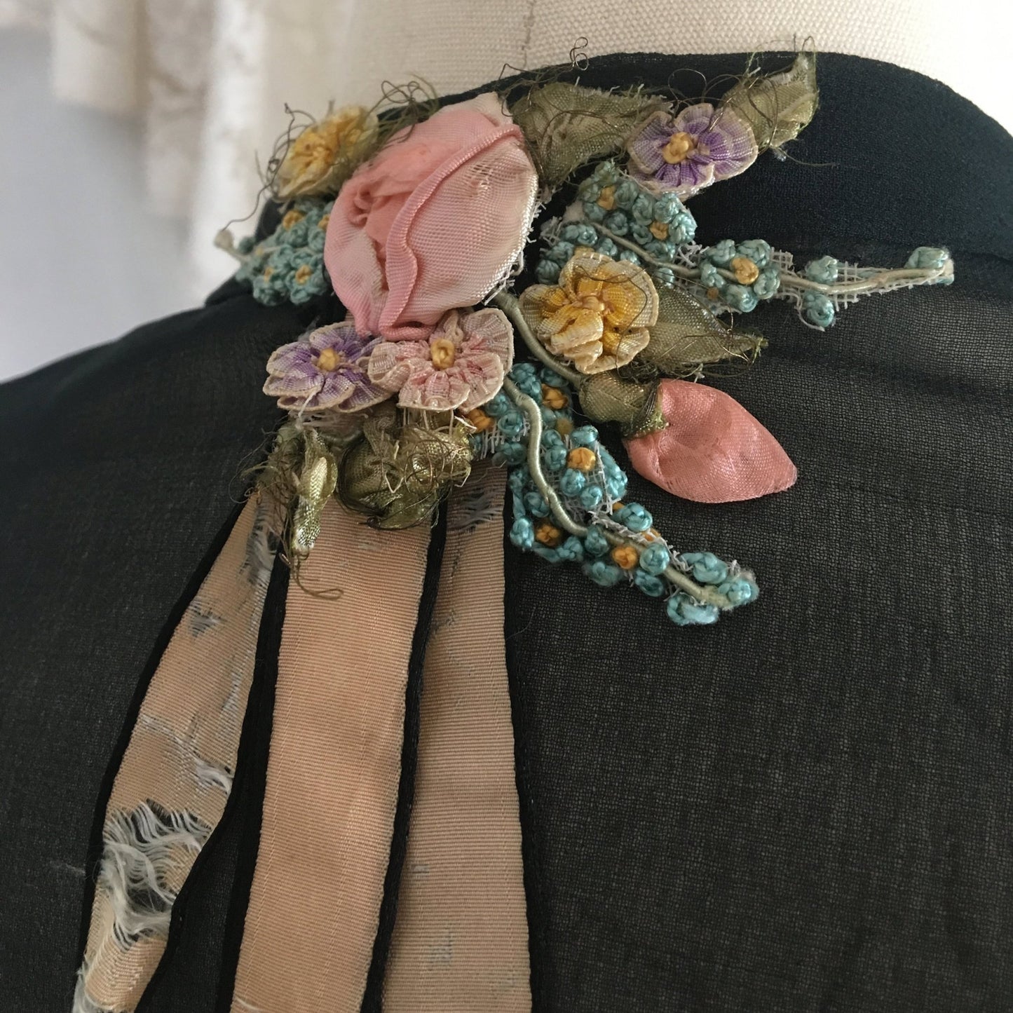 Vintage 1920's Peignoir Robe | Black Silk Chiffon & Chantilly Lace | OOAK | Size XSM - Daggers & Dames