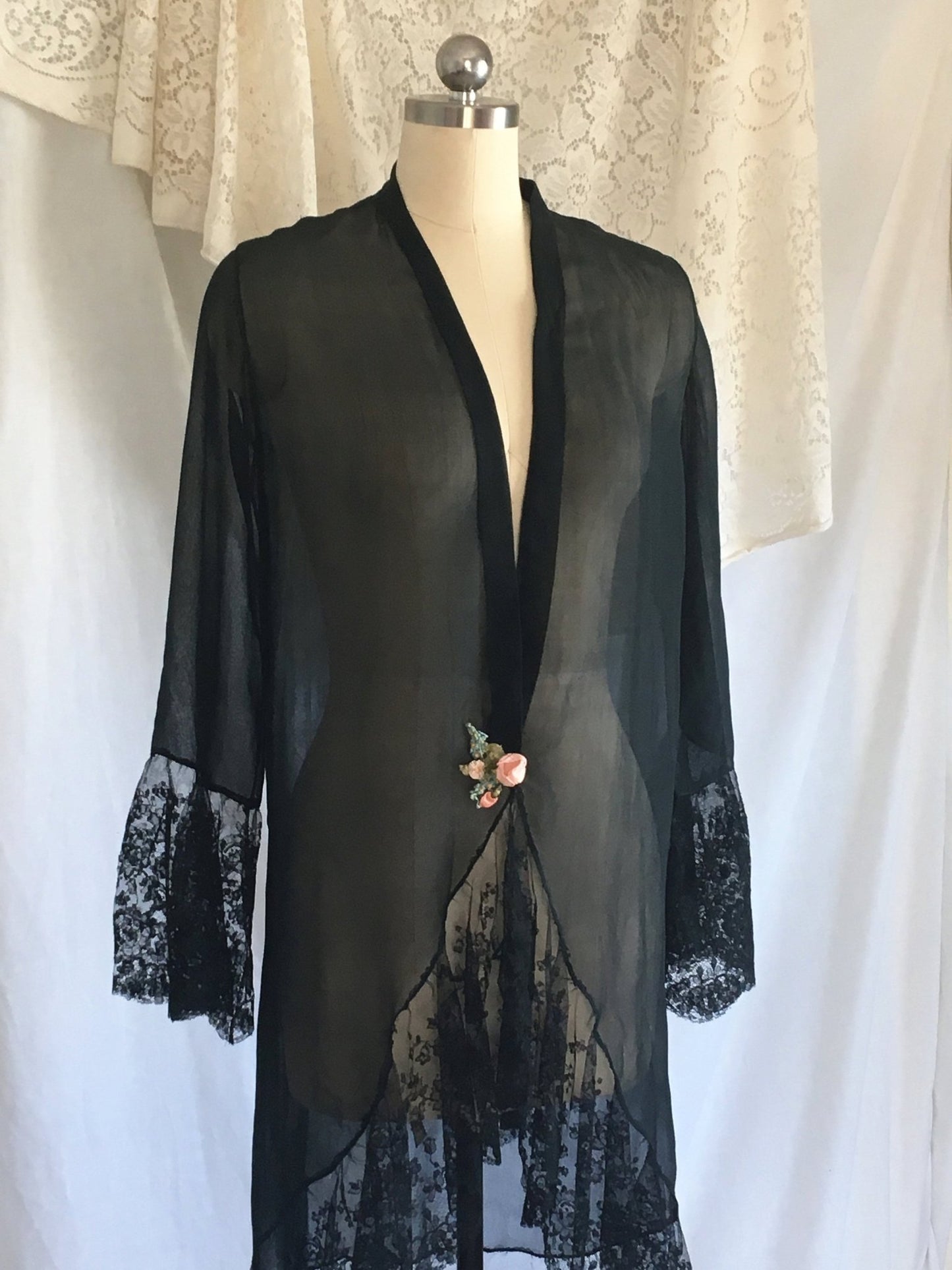 Vintage 1920's Peignoir Robe | Black Silk Chiffon & Chantilly Lace | OOAK | Size XSM - Daggers & Dames