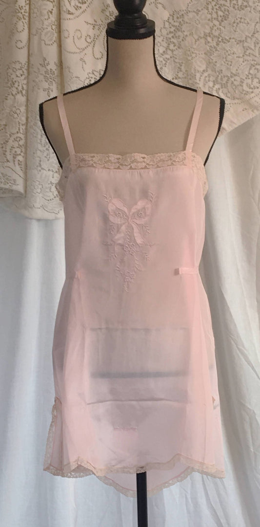 Vintage 1920's Pink Crepe Step-In Chemise -Never Worn - Daggers & Dames