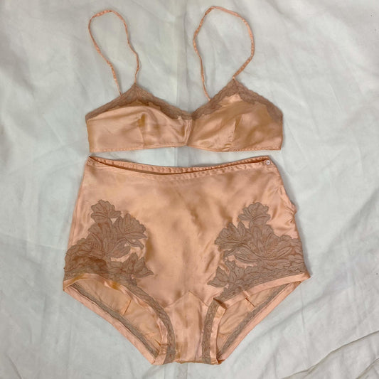 Vintage 1930's Bralette & Tap Pant Lingerie Set | Rich Apricot Silk with Mocha Lace | Size XS, 32 B | NRA Label -Never Worn - Daggers & Dames