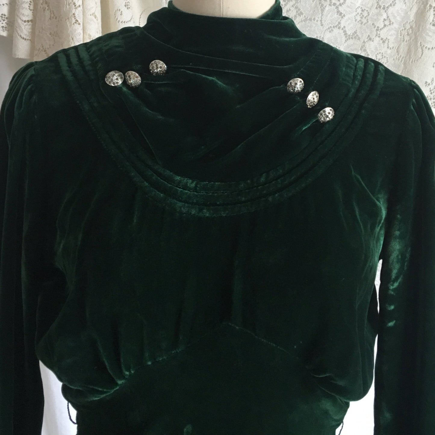 Vintage 1930's Dress | Emerald Green Velvet with Rhinestone Buttons & Open Back | Size XS - Daggers & Dames