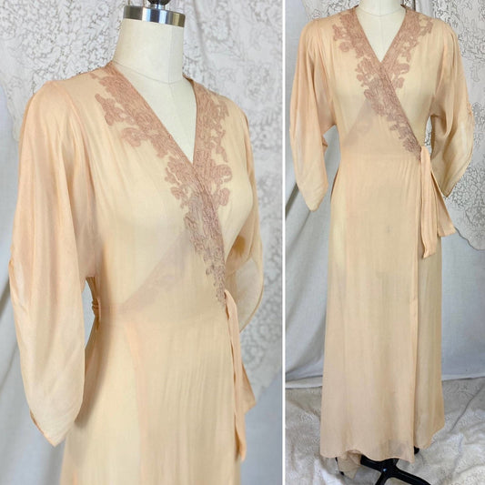 Vintage 1930's Dressing Gown Robe | Sheer Peach Silk Chiffon with Mauve Floral Embroidery | Size XS, S, M - Daggers & Dames