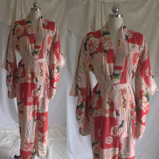 Vintage 1930's Kimono Robe | Red & Light Pink Silk Crepe with Floral Print | Size XS, S - Daggers & Dames
