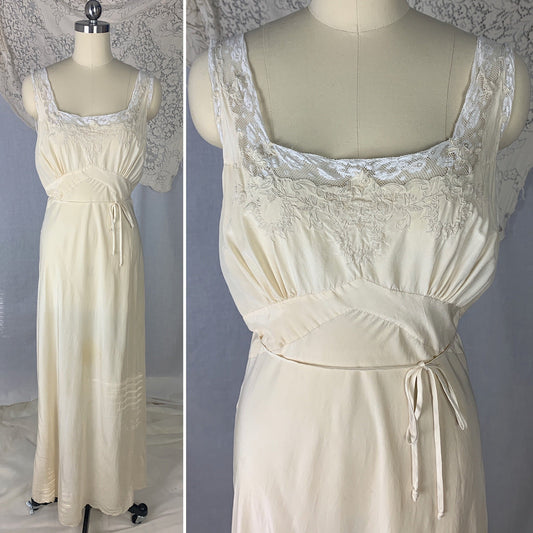 Vintage 1930's Nightgown | Buttermilk Silk with White lace & Floral Wreath Embroidery | Size S, M | Made in China - Daggers & Dames